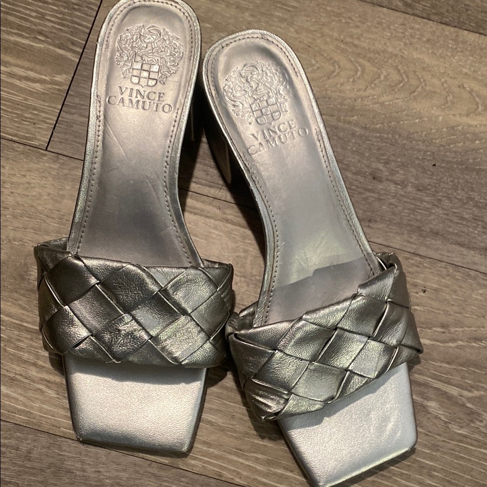 Vince Camuto Silver Women's Slide Sandals Sz 7M / 37.5